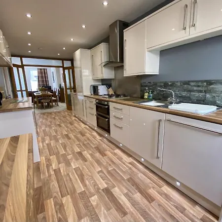Superb Victorian Townhouse Millom